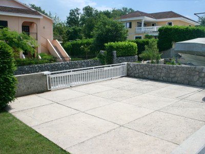 Apartment Two bedroom apartment with terrace and sea view Vantačići, Krk A-5566-a - Outdoor photo 7