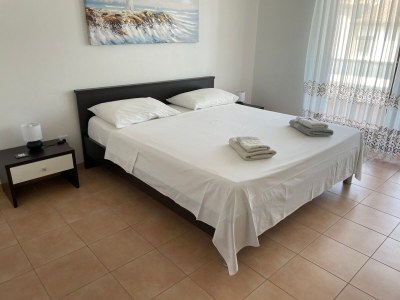 Apartment Two bedroom apartment with terrace and sea view Vantačići, Krk A-5566-a - Outdoor photo 11