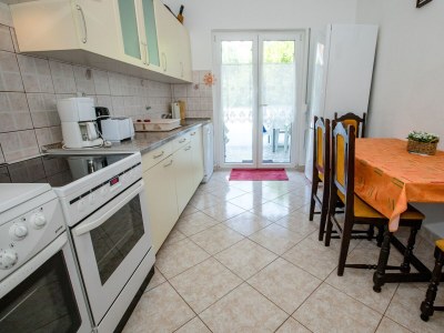 Apartment Three bedroom apartment with terrace Palit, Rab A-4990-a - Outdoor photo 22