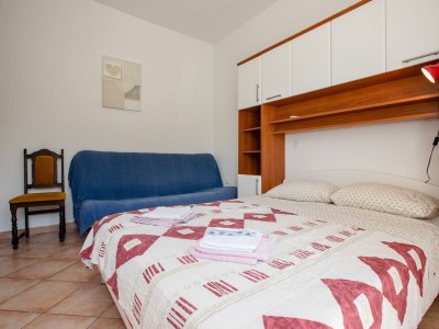 Apartment Three bedroom apartment with terrace Palit, Rab A-4990-a - Outdoor photo 36