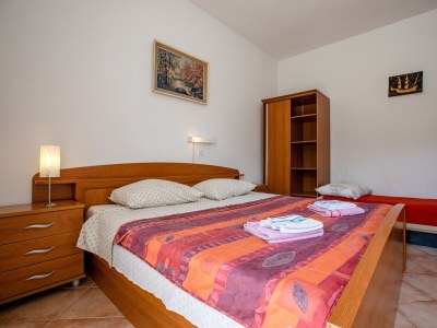 Apartment Three bedroom apartment with terrace Palit, Rab A-4990-a - Outdoor photo 42