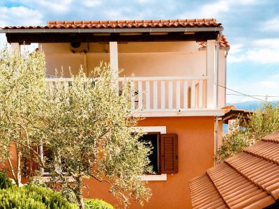 Apartment One bedroom apartment with terrace Sutivan, Brač A-5654-b - Outdoor photo 3