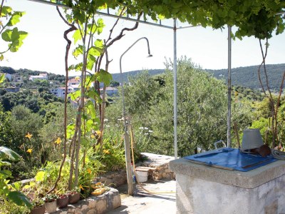 Apartment Three bedroom apartment with terrace and sea view Kampor, Rab A-5032-a - Outdoor photo 8