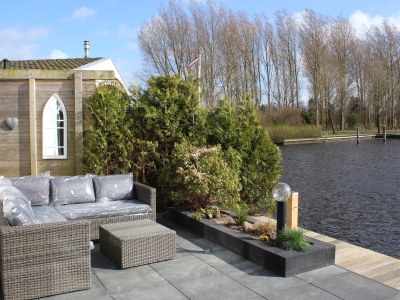 Holiday house with boat and own landing stage - Outdoor photo 2