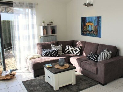 Holiday house with boat and own landing stage - Outdoor photo 10