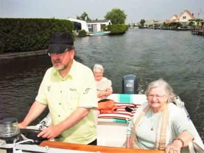 Holiday house with boat and own landing stage - Environment photo 20