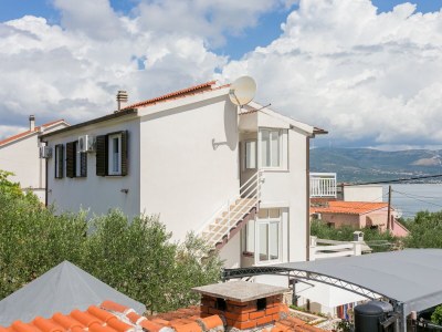 Apartment One bedroom apartment with balcony and sea view Slatine, Čiovo A-6000-b - Outdoor photo 5