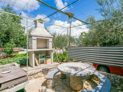 Apartment One bedroom apartment with balcony and sea view Slatine, Čiovo A-6000-b - Outdoor photo 8