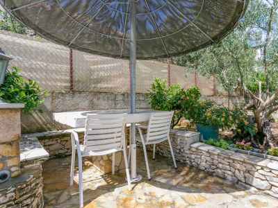 Apartment One bedroom apartment with balcony and sea view Slatine, Čiovo A-6000-b - Outdoor photo 16