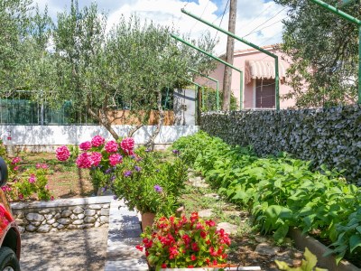 Apartment One bedroom apartment with balcony and sea view Slatine, Čiovo A-6000-b - Outdoor photo 21
