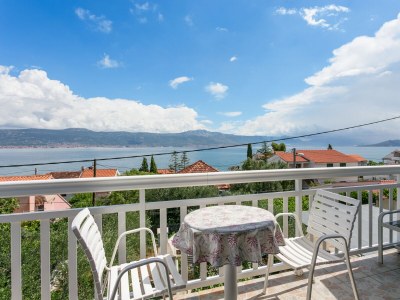 Apartment One bedroom apartment with balcony and sea view Slatine, Čiovo A-6000-b - Outdoor photo 36