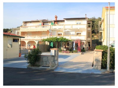 Apartment One bedroom apartment near beach Pag A-6448-c - Outdoor photo 8