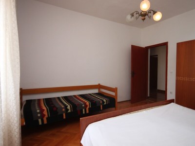 Apartment Two bedroom apartment near beach Kustići, Pag A-6449-a - Outdoor photo 15