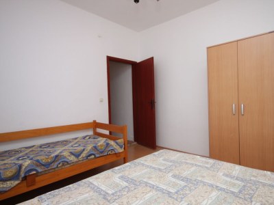 Apartment Two bedroom apartment near beach Kustići, Pag A-6449-b - Outdoor photo 17