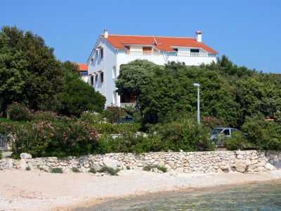 Apartment One bedroom apartment near beach Mandre, Pag A-6518-b in Kolan - Apartment