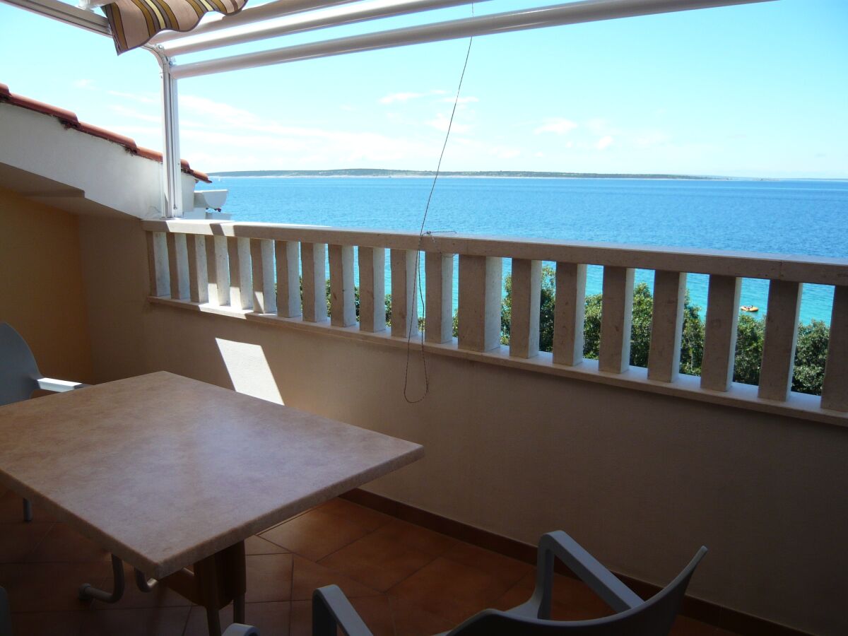 Apartment Two bedroom apartment near beach Mandre, Pag A-6518-d