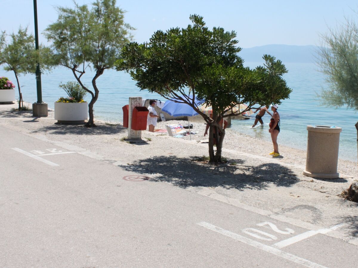 Apartment One bedroom apartment near beach Zaostrog, Makarska A-6659-b - Outdoor photo 5