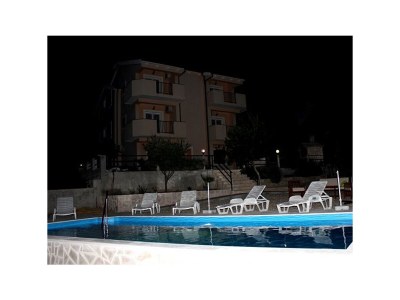 Apartment Two bedroom apartment with terrace and sea view Posedarje, Novigrad A-6162-b - Outdoor photo 2