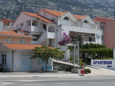 Apartment Two bedroom apartment with terrace and sea view Makarska A-6696-a in Makarska - Apartment