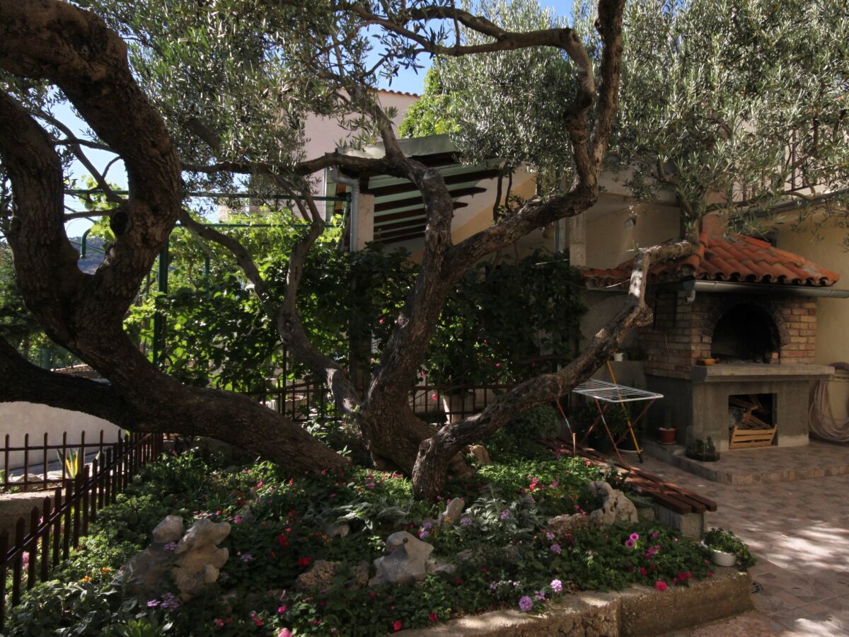 Apartment One bedroom apartment with terrace and sea view Makarska A-6792-b - Outdoor photo 2