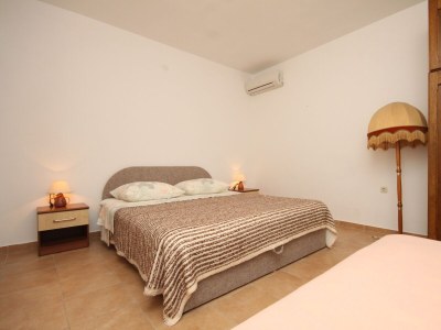 Apartment One bedroom apartment with terrace and sea view Makarska A-6792-b - Outdoor photo 12