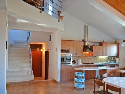 Apartment Three bedroom apartment with terrace and sea view Slatine, Čiovo A-6891-a - Outdoor photo 20