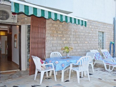 Apartment Two bedroom apartment with terrace and sea view Slatine, Čiovo A-6891-b - Outdoor photo 30