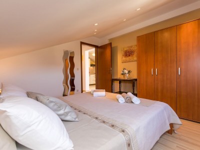 Apartment One bedroom apartment with terrace and sea view Poreč A-6923-a - Outdoor photo 12