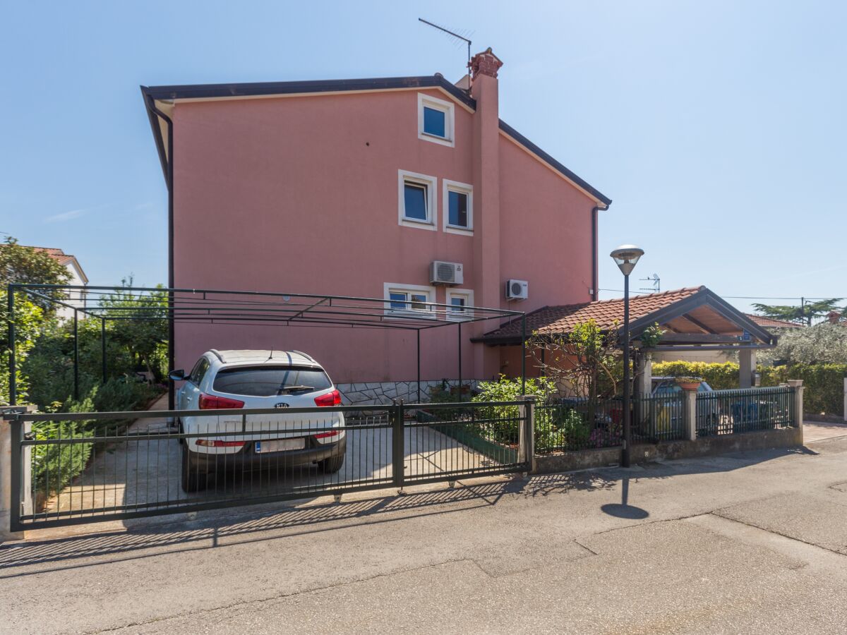 Apartment One bedroom apartment with terrace Umag A-7063-b - Outdoor photo 3