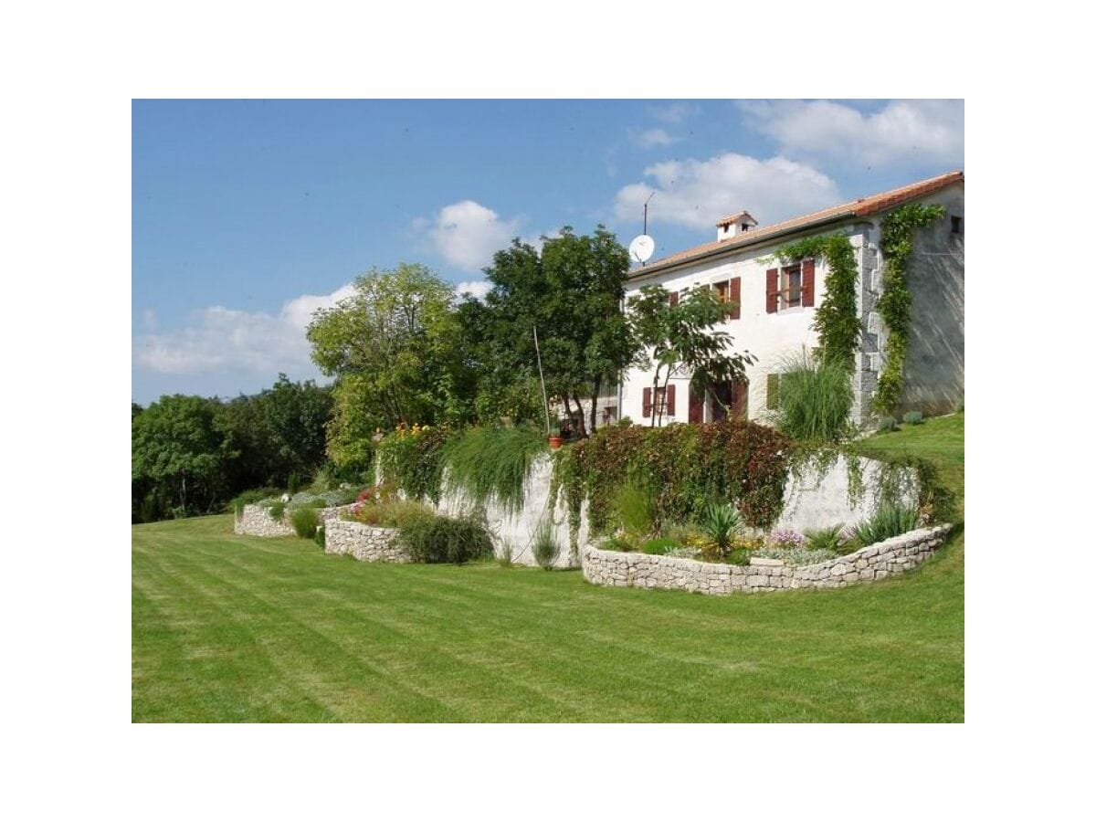 Holiday house Two bedroom house with terrace Rim, Central Istria - Središnja Istra K-7070 - Outdoor photo 2