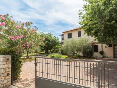 Apartment Two bedroom apartment with terrace Kukci, Poreč A-7166-a - Outdoor photo 2