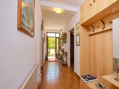 Apartment Two bedroom apartment with terrace Mali Lošinj, Lošinj A-7972-a - Outdoor photo 38