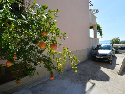 Apartment One bedroom apartment with terrace and sea view Pisak, Omiš A-7521-d - Outdoor photo 12