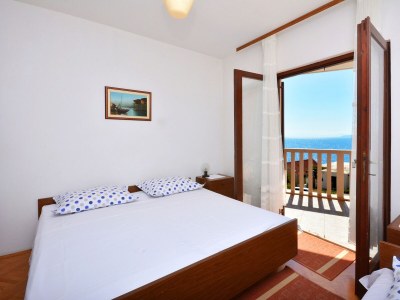 Apartment One bedroom apartment with terrace and sea view Pisak, Omiš A-7521-d - Outdoor photo 16