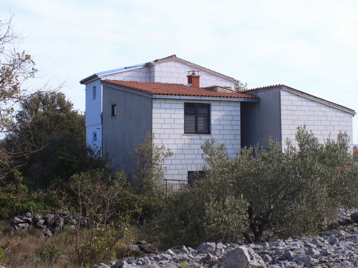 Apartment Three bedroom apartment with terrace Rogoznica A-7541-a - Outdoor photo 2