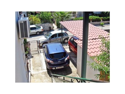 Apartment Three bedroom apartment with terrace Supetar, Brač A-7549-a - Outdoor photo 8