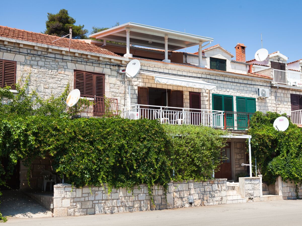 Apartment Two bedroom apartment with terrace and sea view Brna, Korčula A-7553-a - Outdoor photo 2