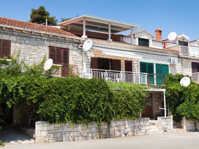 Apartment Two bedroom apartment with balcony and sea view Brna, Korčula A-7553-b - Outdoor photo 2