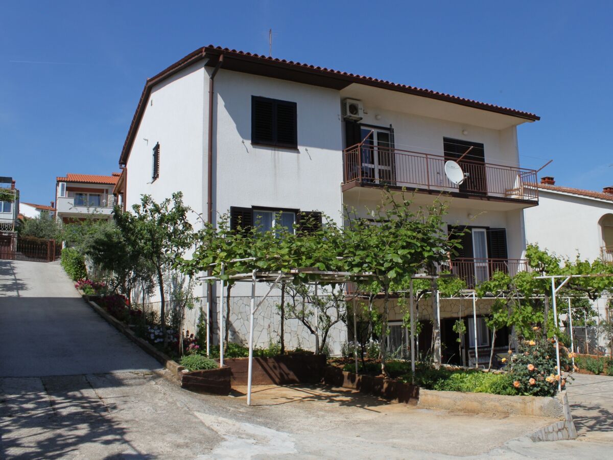 Apartment One bedroom apartment with terrace Pula A-7647-c