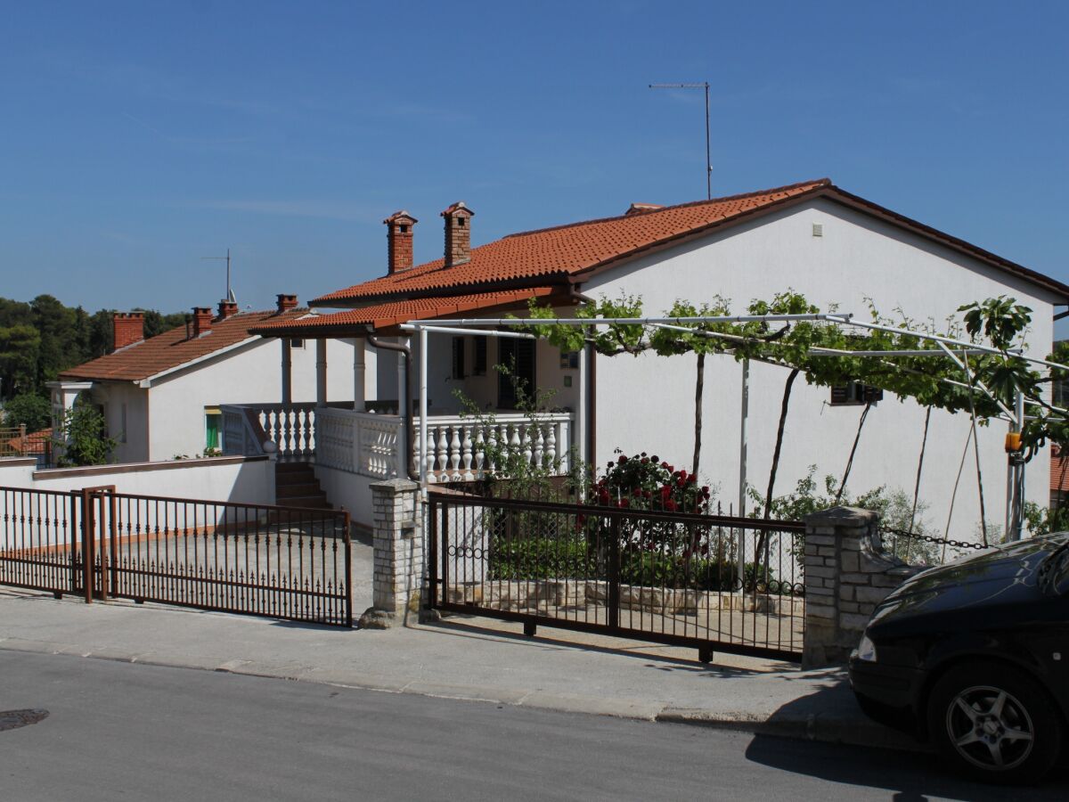 Apartment One bedroom apartment with terrace Pula A-7647-c - Outdoor photo 5