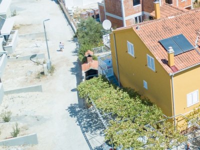 Apartment One bedroom apartment with terrace and sea view Okrug Gornji, Čiovo A-8440-c - Outdoor photo 10