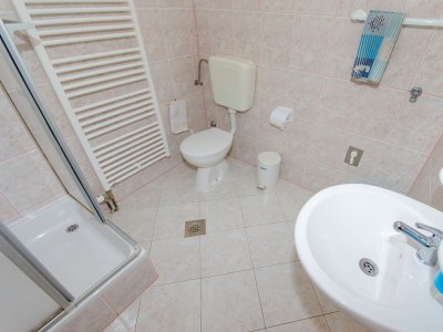 Apartment One bedroom apartment with terrace and sea view Okrug Gornji, Čiovo A-8440-c - Outdoor photo 15