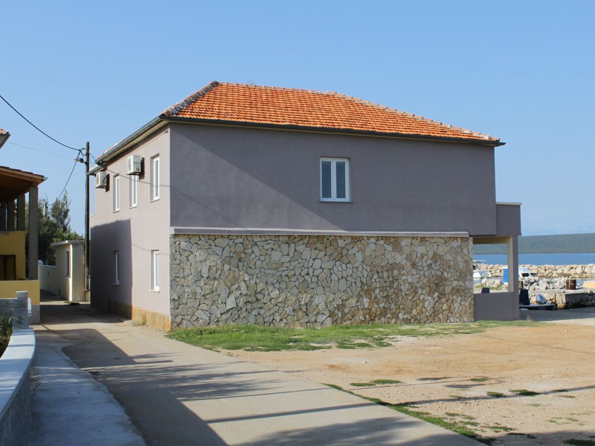 Apartment Two bedroom apartment with terrace and sea view Neviđane, Pašman A-8453-b - Outdoor photo 3