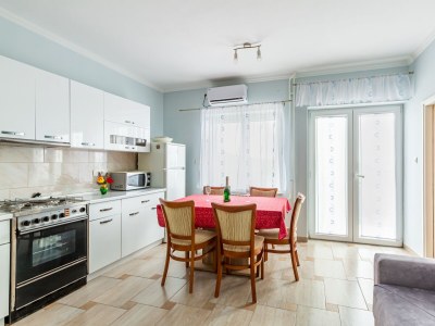 Apartment Two bedroom apartment with terrace and sea view Brseč, Opatija A-7796-b - Outdoor photo 12