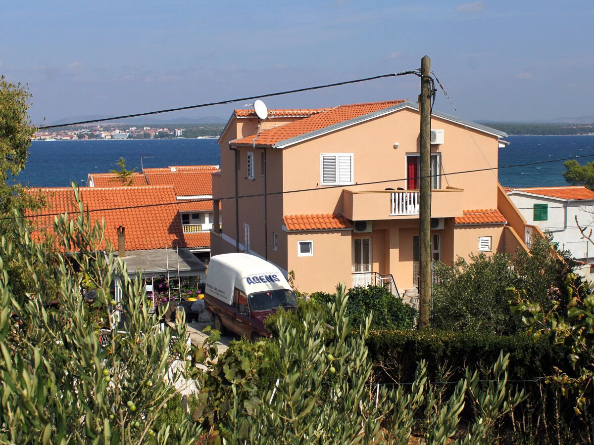 Apartment Two bedroom apartment with terrace and sea view Tkon, Pašman A-8455-a