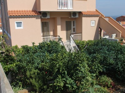 Apartment Two bedroom apartment with terrace and sea view Tkon, Pašman A-8455-a - Outdoor photo 7