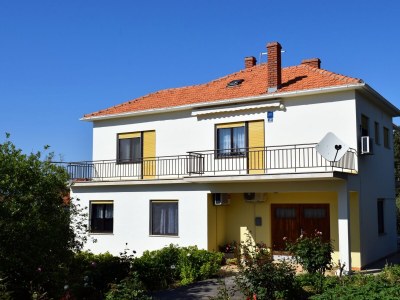 Apartment Three bedroom apartment with terrace and sea view Ugljan A-8493-a - Outdoor photo 2