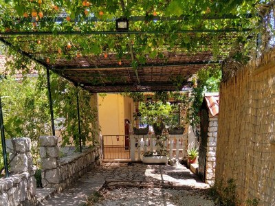 Apartment One bedroom apartment with terrace and sea view Ugljan A-8527-a - Outdoor photo 14