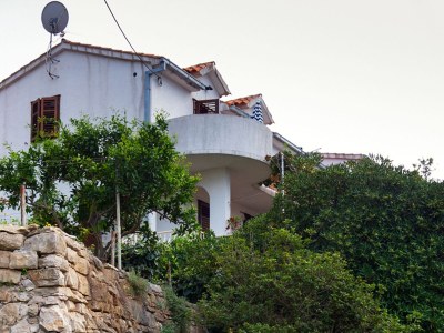 Apartment Two bedroom apartment with terrace and sea view Stomorska, Šolta A-8650-a - Outdoor photo 2