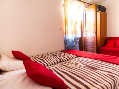 Apartment Two bedroom apartment with terrace and sea view Stomorska, Šolta A-8650-a - Outdoor photo 17